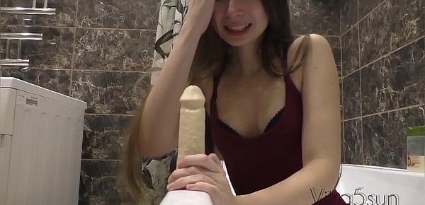  teen girl found a dildo from parents and fucked her pussy in the bathroom